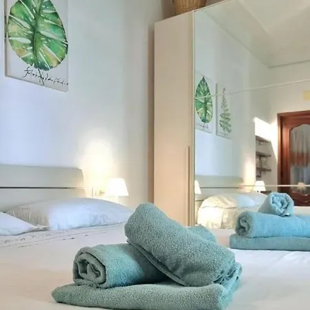 아파트 Luxury Penthouse 50m From The Sea, Near The Center *
