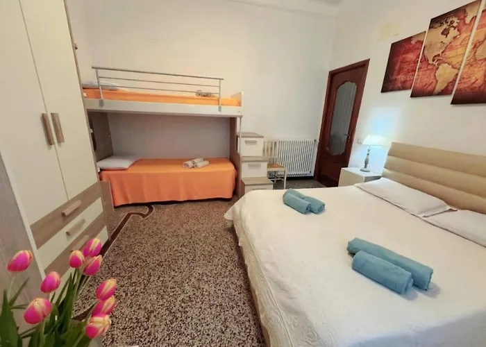 Luxury House 50m From The Sea, Near The Center 萨沃纳